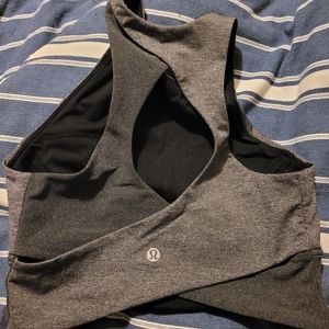 Lululemon high neck longline sports bra size 6